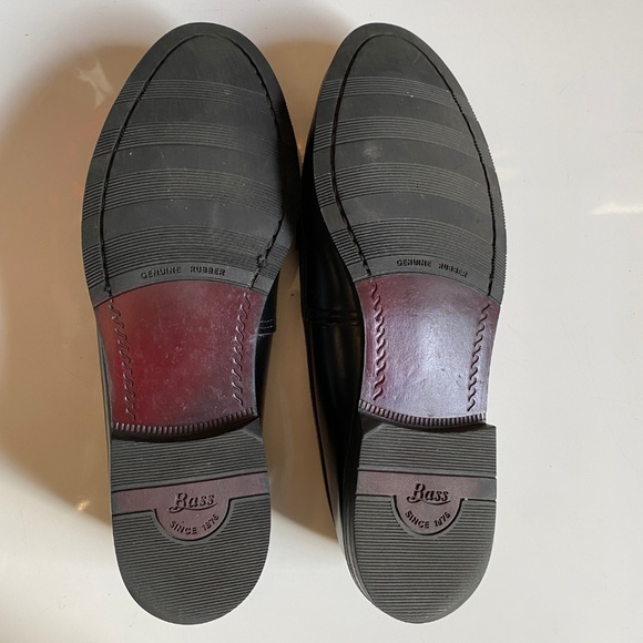 Bass Black Leather Loafers - Picture 2 of 4